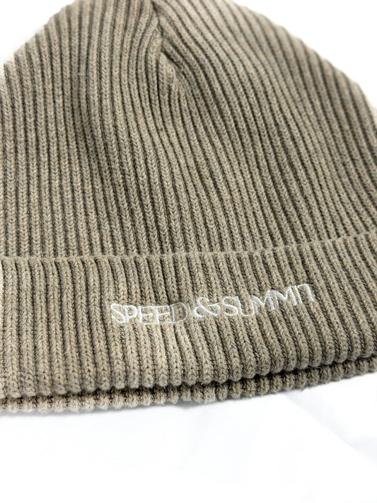 Summit Essential Beanie - Sand