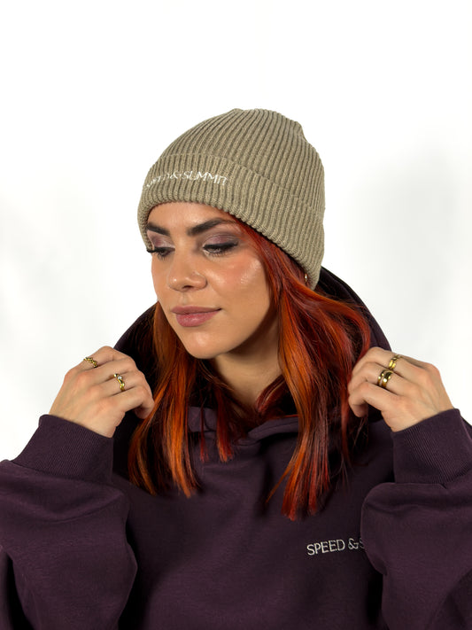 Summit Essential Beanie - Sand